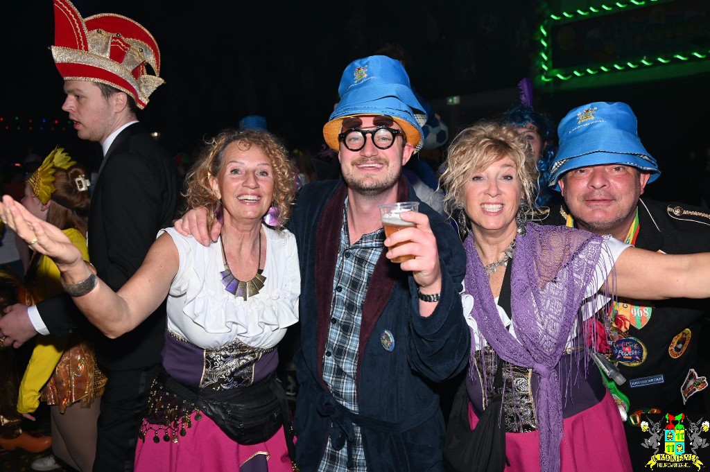 ../Images/Steegfeest XL 133.jpg